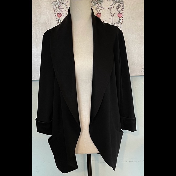Wilfred Chevalier Jacket with Satin Lapels - Picture 2 of 11